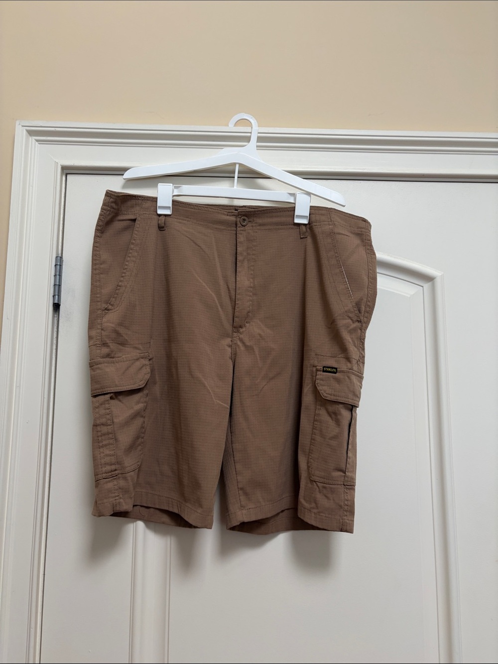 Stanley Men's Cargo Shorts in Light Brown - Utility Pockets